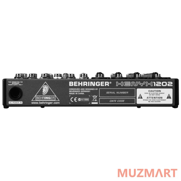 Behringer Xenyx 1202 Микшерный пульт компактный