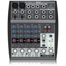 Behringer Xenyx 802 Микшерный пульт компактный