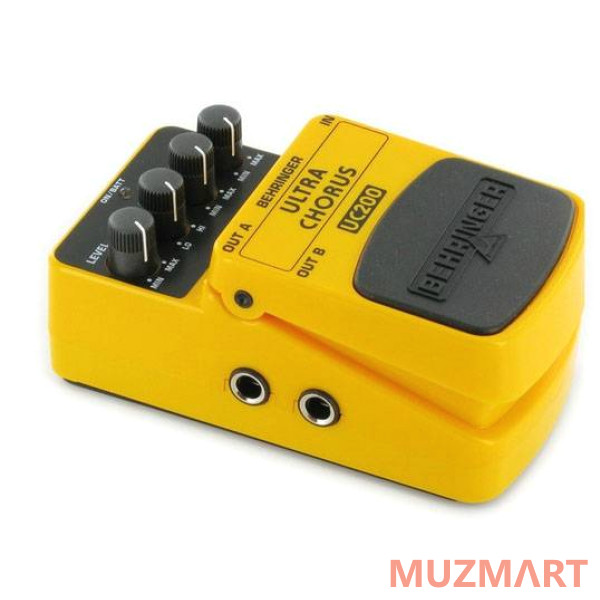 Behringer KIT UC200_ACDOO6 Педаль стерео хорус с адаптером питания